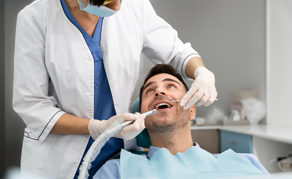 Marketing for Dentists: Digital Essentials in 2025